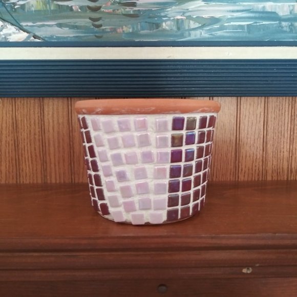 **PRICE REDUCED** Hand Crafted Mosaic Tile Flower Pot - Picture 4 of 12